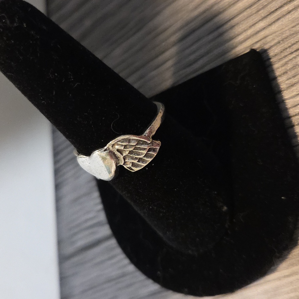 Heart Ring w/Wings - Picture 3 of 3